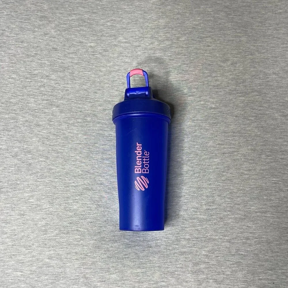 BlenderBottle Classic V2 28 Oz Shaker Bottle